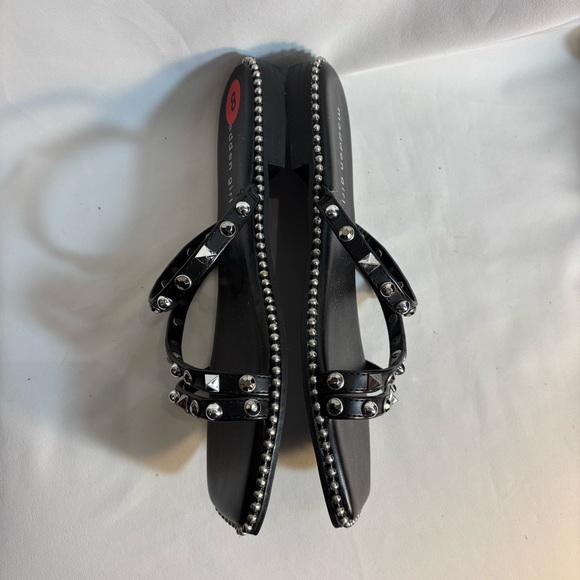 Madden Girl SZ 8 Bondi Black Flap Studded Slides Square Toe Strappy Sandals NEW - Picture 4 of 7